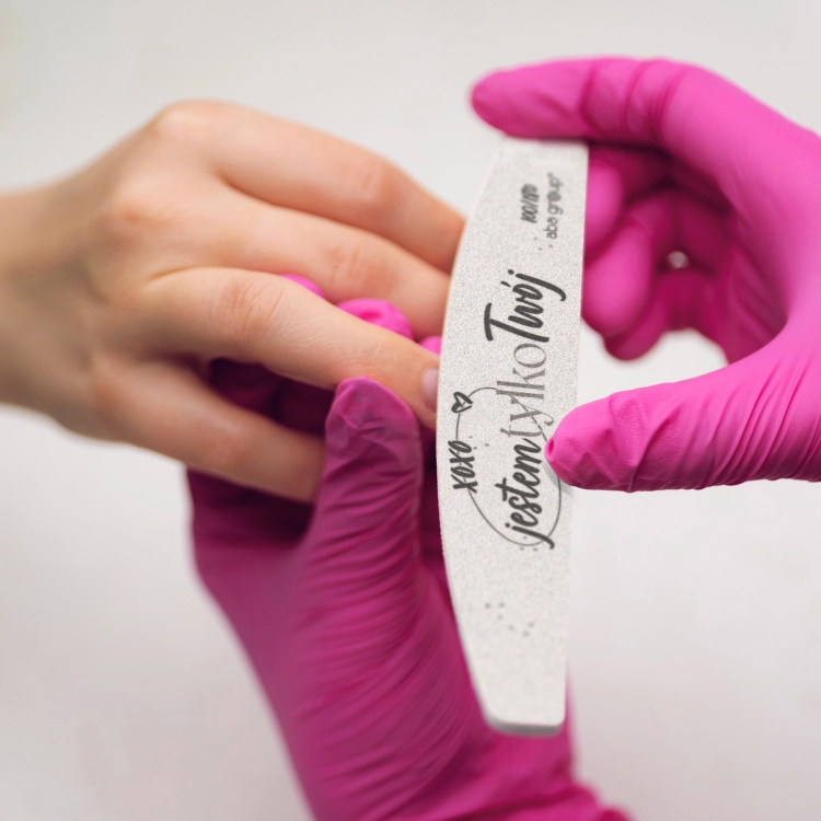 18625_Aba-Group-Pilnik-do-paznokci-POLKSIEZYC-100x180-STANDARD-XOXO-Jestem-Tylko-Twoj_3 (1).jpg