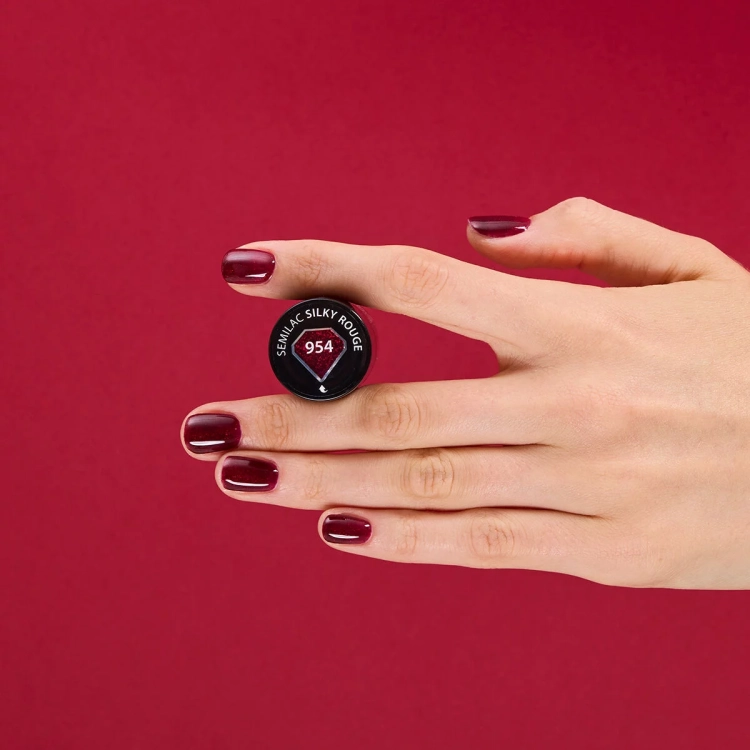 Semilac 954 Silky Rouge, lakier hybrydowy czerwień, lakier hybrydowy z brokatem, lakier hybrydowy 7 ml, Semilac Winter Wonderland, lakier hybrydowy do salonu, NaszePaznokcie.pl