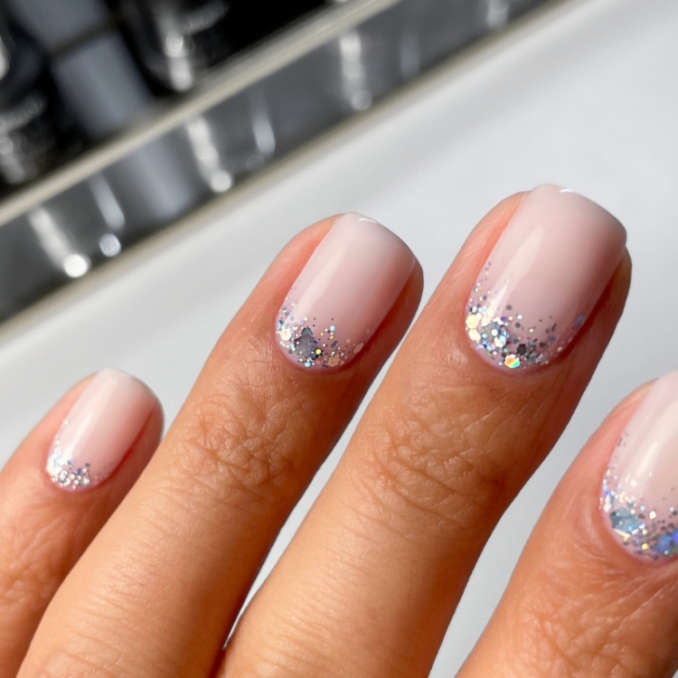 Lacogel 948 Frostina, lakier hybrydowy srebrny, lakiery hybrydowe, manicure hybrydowy, holo lakier, princess glow