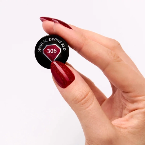Semilac 318 Burgundy Red Glitter, bordowy lakier hybrydowy z brokatem, lakier hybrydowy Semilac 7 ml, manicure karnawałowy lakier, glitter hybrydowy, lakier hybrydowy czerwony brokatowy
