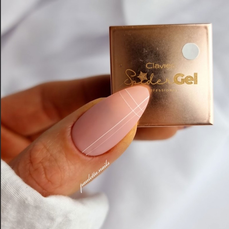 Clavier Spider Gel biały 5 g, żel UV do zdobień typu pajęcza sieć, spider gel do cienkich linii i detali, żel do geometrycznych wzorów paznokci, precyzyjne zdobienia manicure w salonie, gęsty żel do nail art który się nie rozlewa.