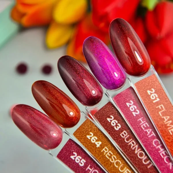 lakier hybrydowy Yoshi Flame On 261, czerwony lakier Cat Eye Yoshi, lakier hybrydowy magnetyczny czerwony, Yoshi Fireline lakier hybrydowy, profesjonalny lakier hybrydowy 6 ml, lakier do manicure hybrydowego Cat Eye