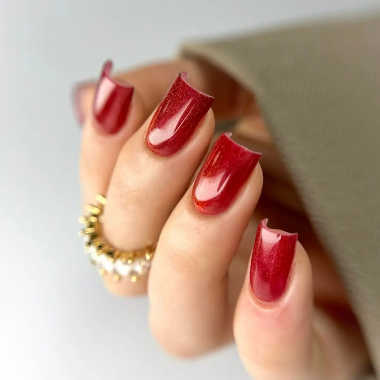 Yoshi Hot Zone 265, lakier hybrydowy Yoshi czerwony Cat Eye, intensywna czerwień hybrydowy Yoshi, lakier hybrydowy Fireline Cat Eye, lakier hybrydowy 6 ml