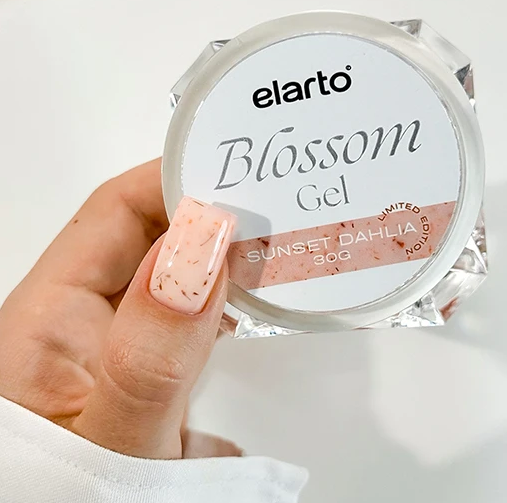 elarto-zel-budujacy-brzoskwiniowy-z-kwiatuszkami-blossom-gel-sunset-dhalia.webp