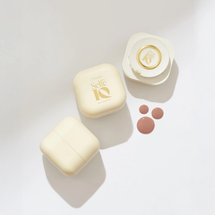 Clavier Selfe IQ Gel Bikini Body 04, żel budujący nude, żel budujący brzoskwiniowy beż, samopoziomujący żel budujący, żel do przedłużania paznokci, żel do nadbudowy paznokci, builder gel nude, natural look nails, żel budujący premium