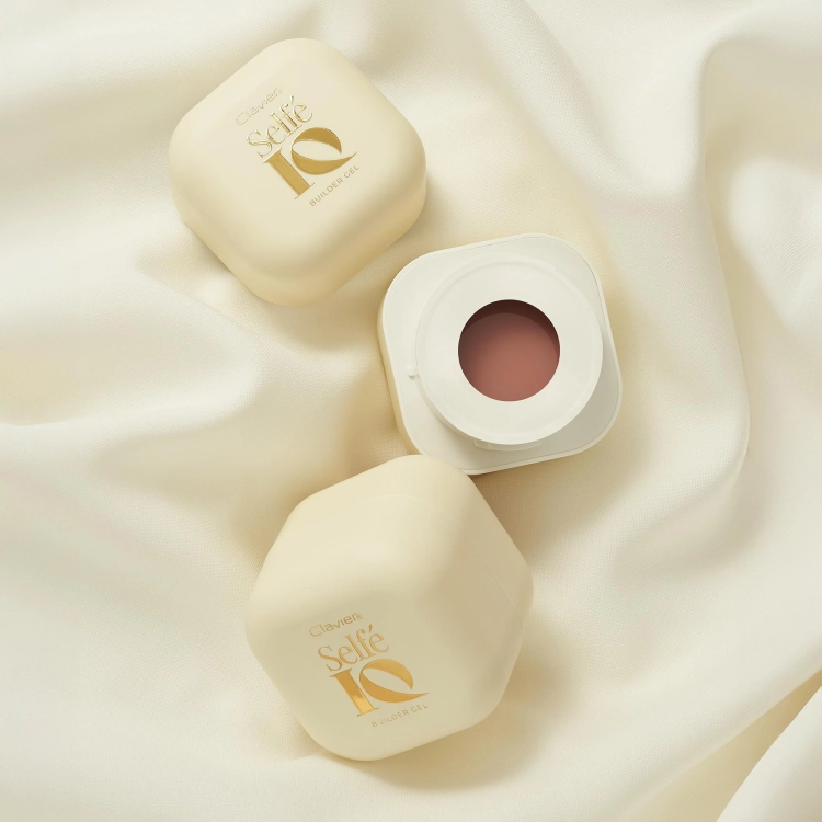 Clavier Selfe IQ Gel Bikini Body 04, żel budujący nude, żel budujący brzoskwiniowy beż, samopoziomujący żel budujący, żel do przedłużania paznokci, żel do nadbudowy paznokci, builder gel nude, natural look nails, żel budujący premium