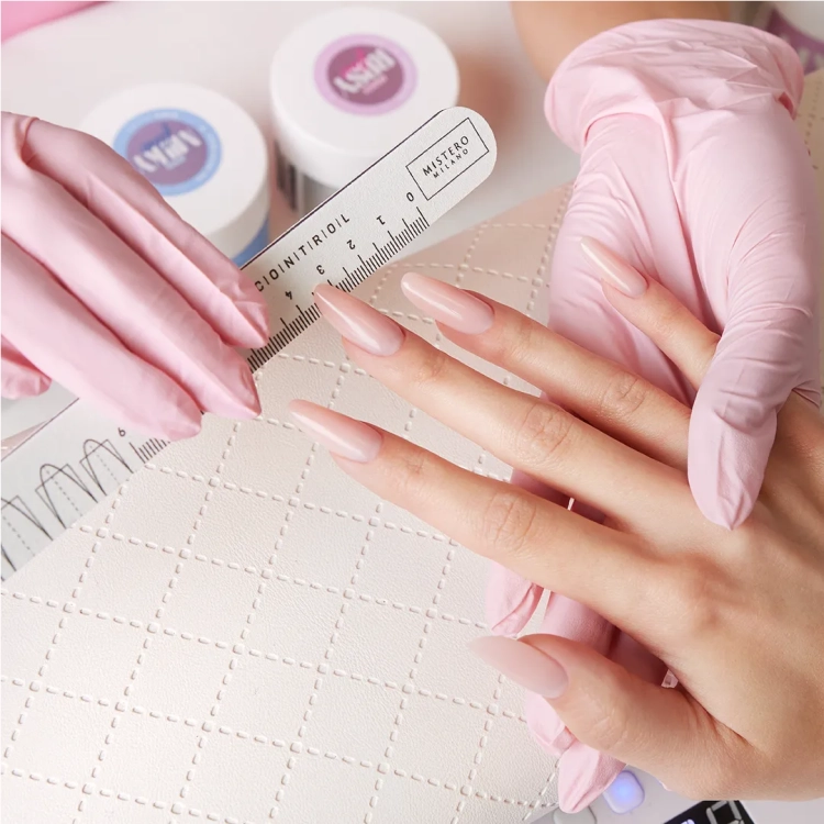 żel budujący Mistero Milano beige, Hype Gel Cover Beige 15g, beżowy żel cover do paznokci, żel samopoziomujący do przedłużania, żel bez HEMA do stylizacji paznokci, profesjonalny żel UV LED