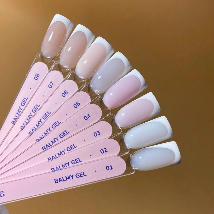 DIVNA Balmy Gel 04 30 g, żel wzmacniający do paznokci, samopoziomujący żel różowy, żel o konsystencji Rubber Base, clean girl nails, HEMA TPO FREE, profesjonalny żel do naturalnej płytki, żel w słoiczku DIVNA.