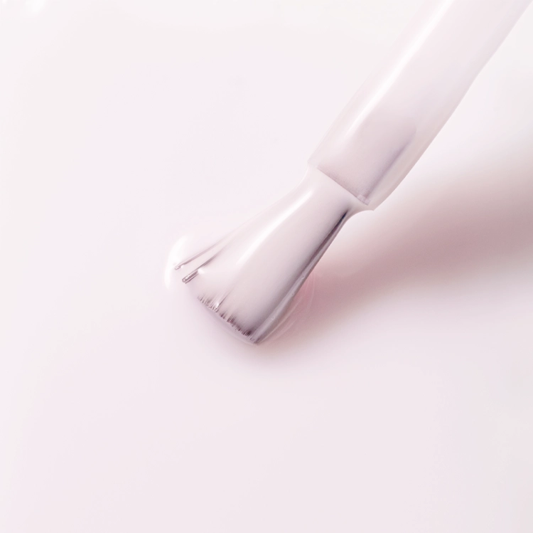 2026_06_25_acrylic_bottle_gel_milky_pink_closeup_800x800.webp