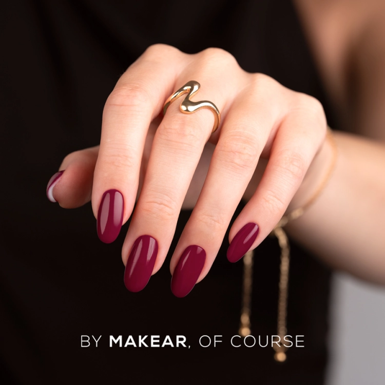 Makear 961 malinowe bordo — stylizacja paznokci