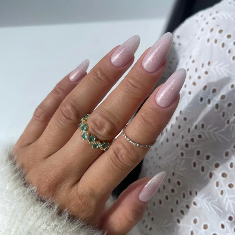 Yoshi Top Holo 10 ml — delikatny holo na naturalnej długości