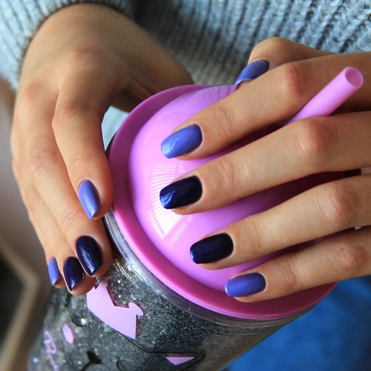 Lakier hybrydowy hi hybrid 5 ml Shiny Violet #302