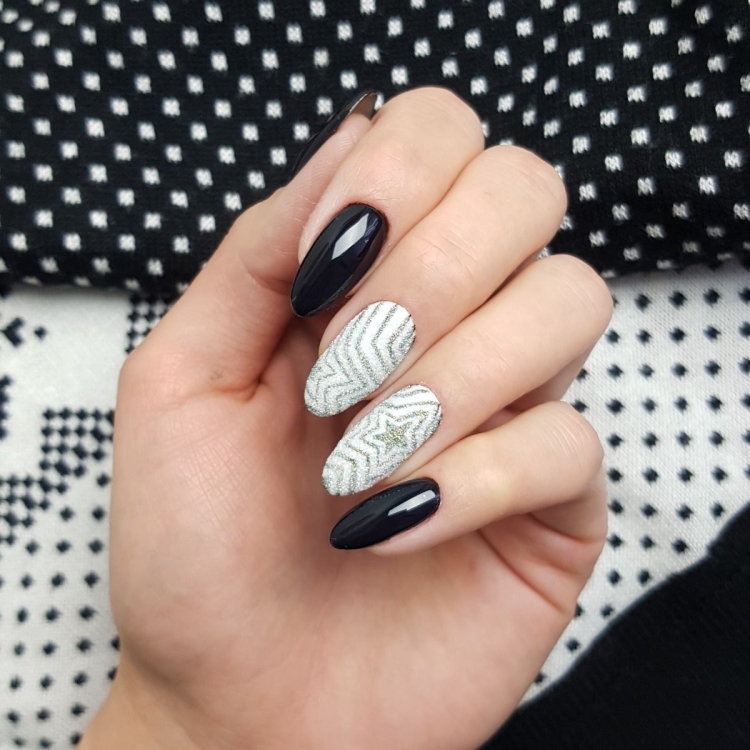 SEMILAC®  Lakier hybrydowy 300  Perfect Black 7ml